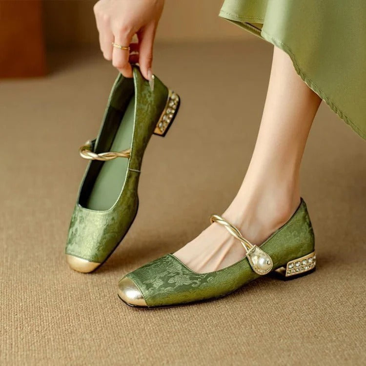 Elena™ Orthopedic Loafers – Lightweight & Breathable Design